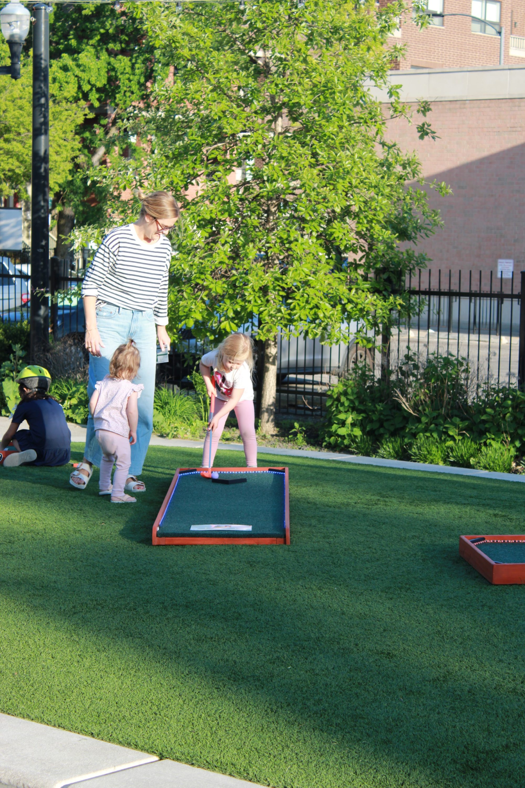 Chicago Putt Company mobile mini golf event